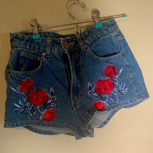 H&M Rose Embroidered Jean Shorts Size 2